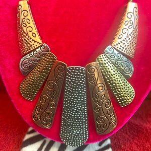 Vibrant tribal mix metal necklace set. With matching earrings.